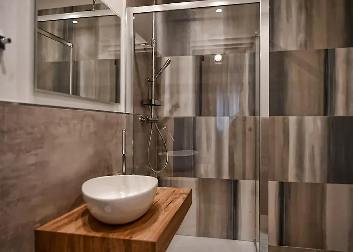 Ritzy Kadoro Lakeview Appartement Nesso