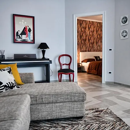 Ritzy Kadoro Lakeview 아파트 네소