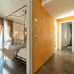 Ritzy Kadoro Lakeview נסו
