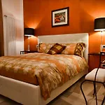 Ritzy Kadoro Lakeview דירה