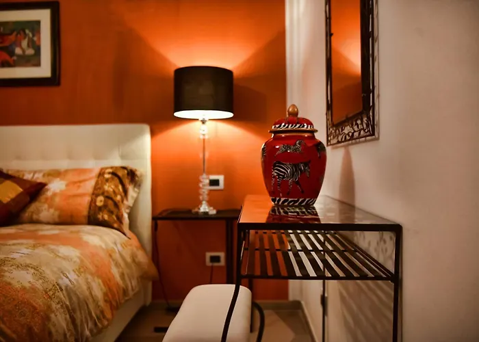 Ritzy Kadoro Lakeview